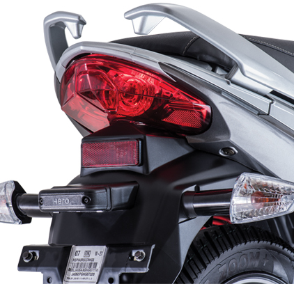 Deportivo Stop que brinda un diseño moderno a la motocicleta